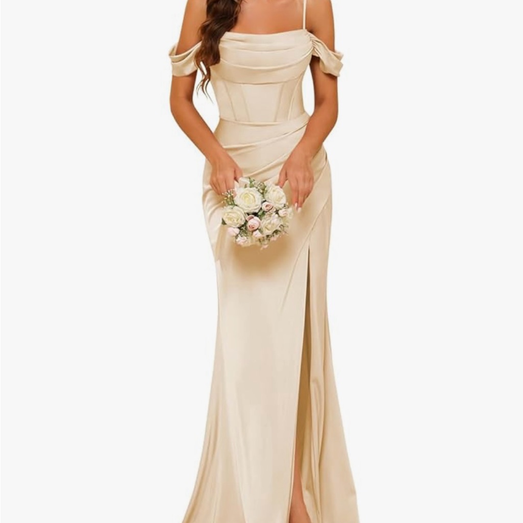 Chic Off-Shoulder Cream Champagne Prom Bridesmaid Bridal Shower Wedding Dress